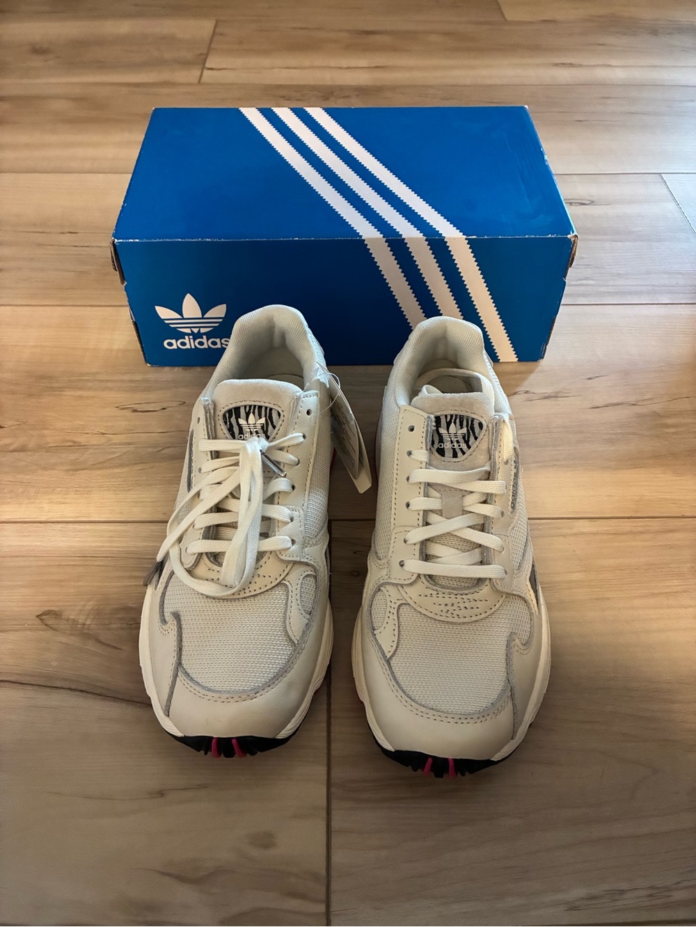 adidas Women’s Off-White / Light Gray Retro Runner Sneakers